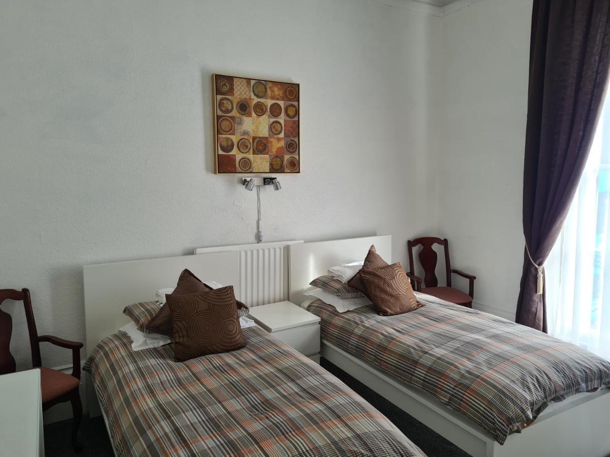 Chambre Lits Jumeaux avec Douche