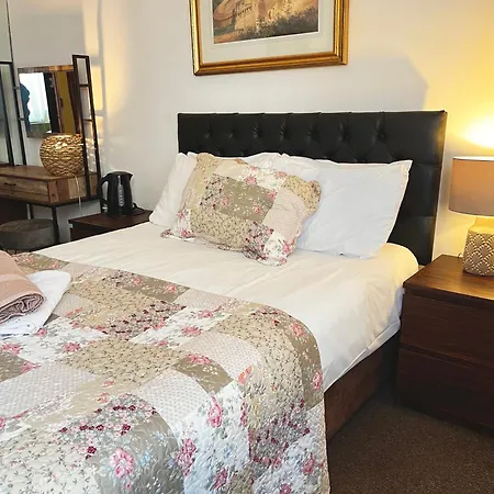 Old Palace Guest House-3
