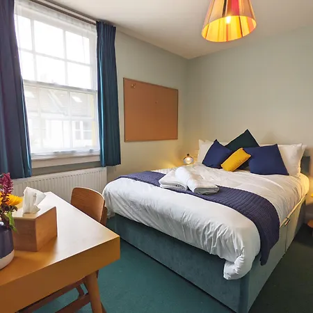 The Stirling Arms Pub & Rooms-2